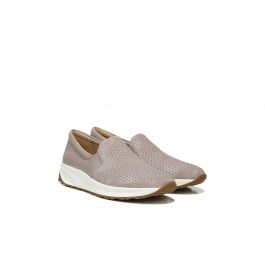 Naturalizer deals slip on